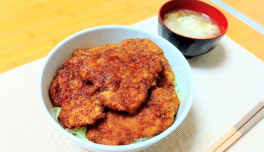 豚ヒレ肉のソースカツ丼！【単身赴任平日夕飯】