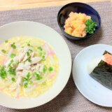 鶏の親子あんかけうどん＆鮭おにぎり 【男一人の平日夕食】