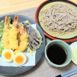 旬のアスパラで天ざる 【男一人の休日昼食】